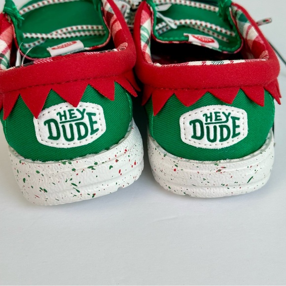 NWT-Hey Dude Kids Wally Holiday Elf Green and Red Shoes- Children’s Size 11 - Picture 4 of 7